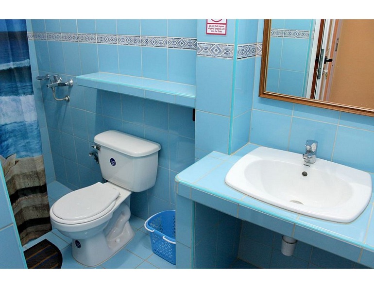 'Bathroom 2.2' Casas particulares are an alternative to hotels in Cuba.